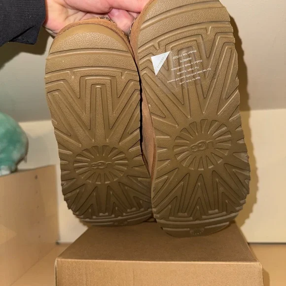 UGG Women’s Tasman II Slippers - CHESTNUT - Picture 7 of 7